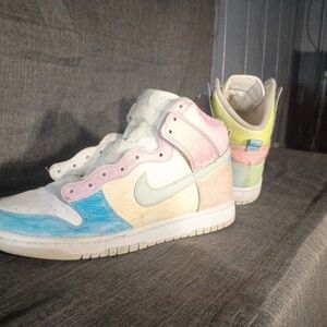 Nike Multicolor High-Top Sneakers